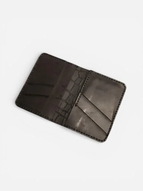 Black Crocodile Pattern Leather Wallet (Image 4)