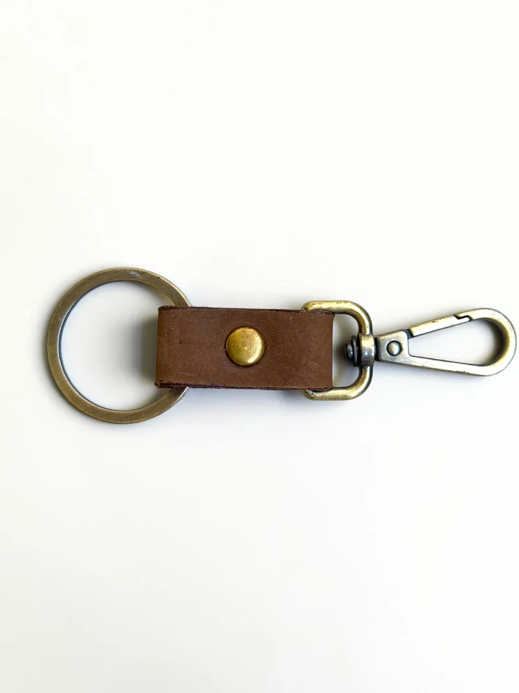 Compact Leather Snap Hook Keychain (Image 3)