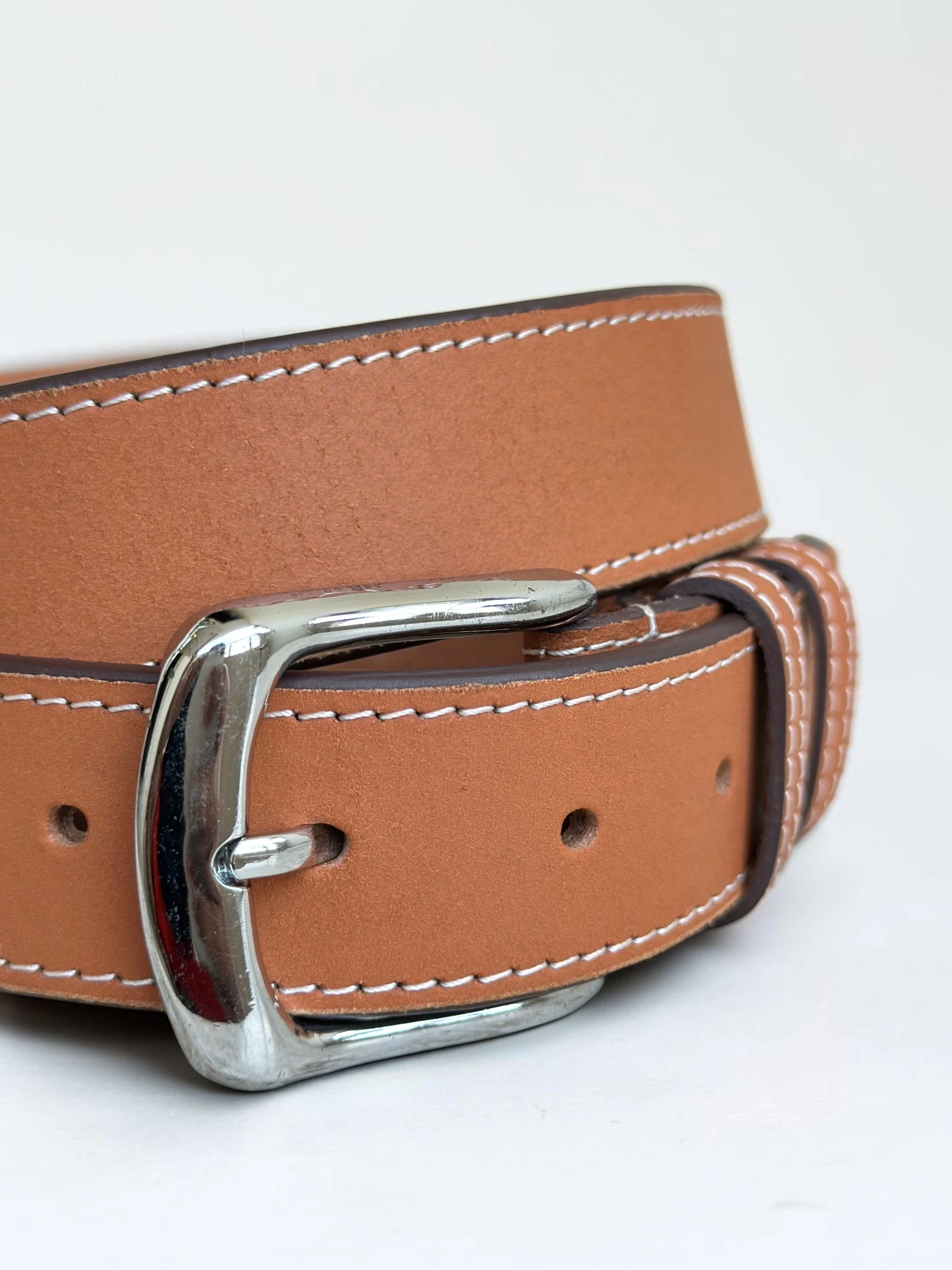 Men's Contrast Stitch Leather Belt (Image 9)