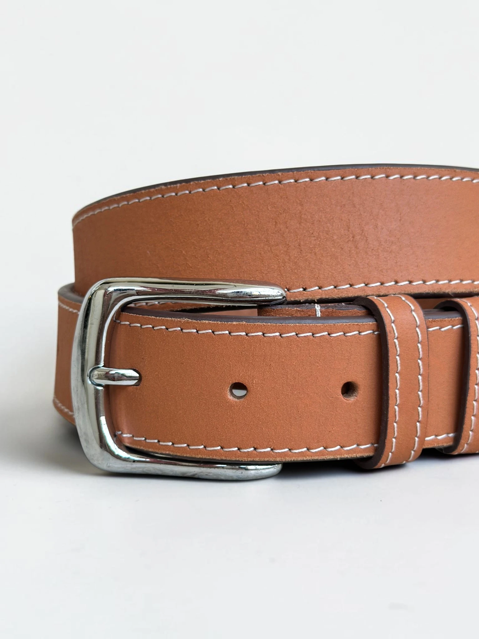Men's Contrast Stitch Leather Belt (Image 8)