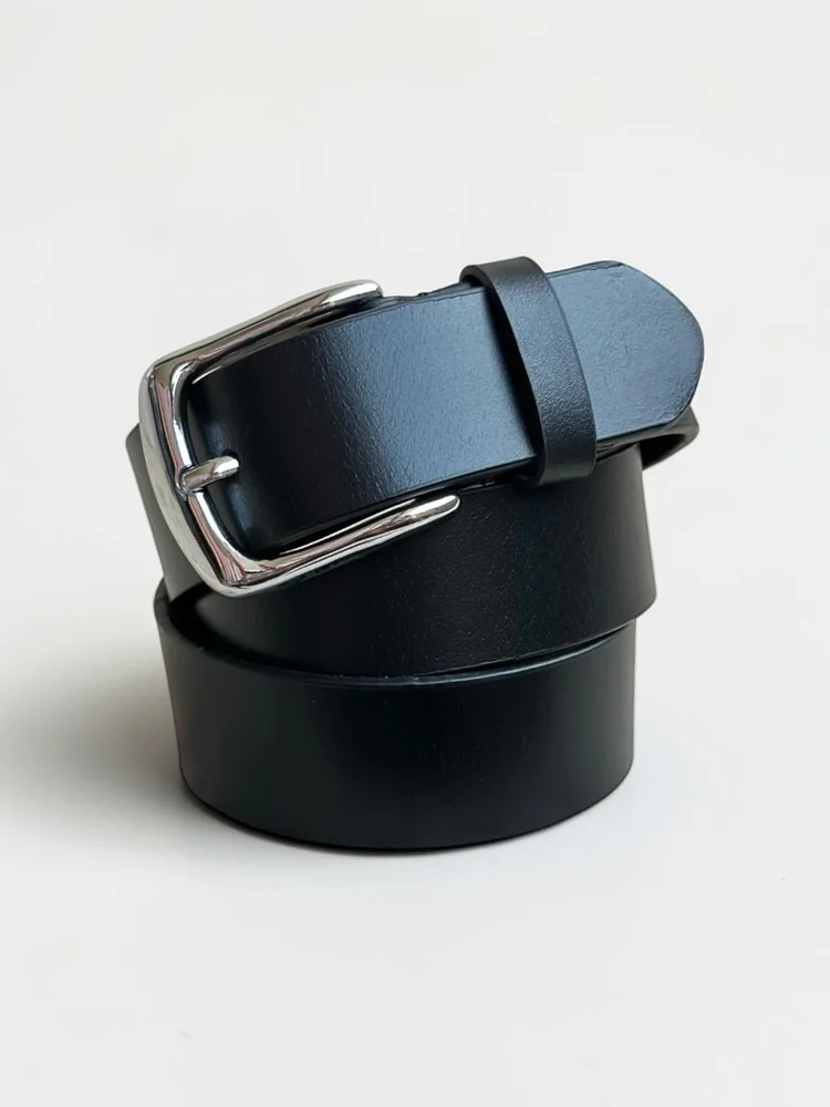 Men's Slim Dress Leather Belt – Polished Silver Buckle (Image 5)