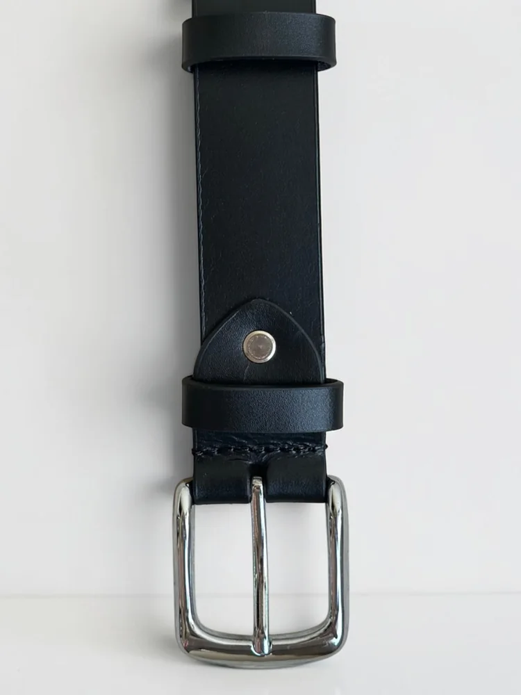 Men's Slim Dress Leather Belt – Polished Silver Buckle (Image 7)
