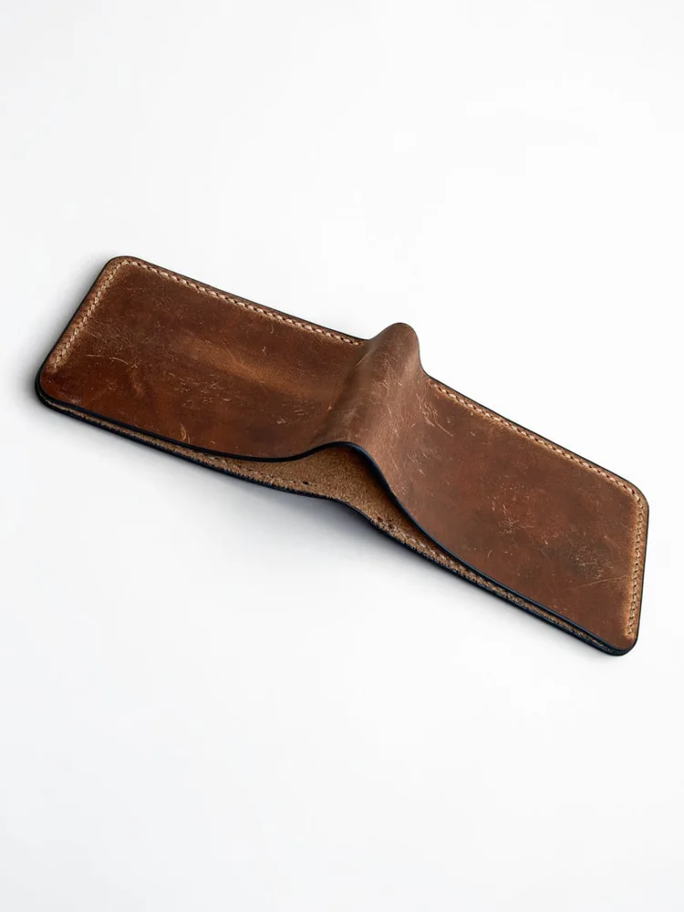 Full Grain Bifold Leather Wallet (Image 6)