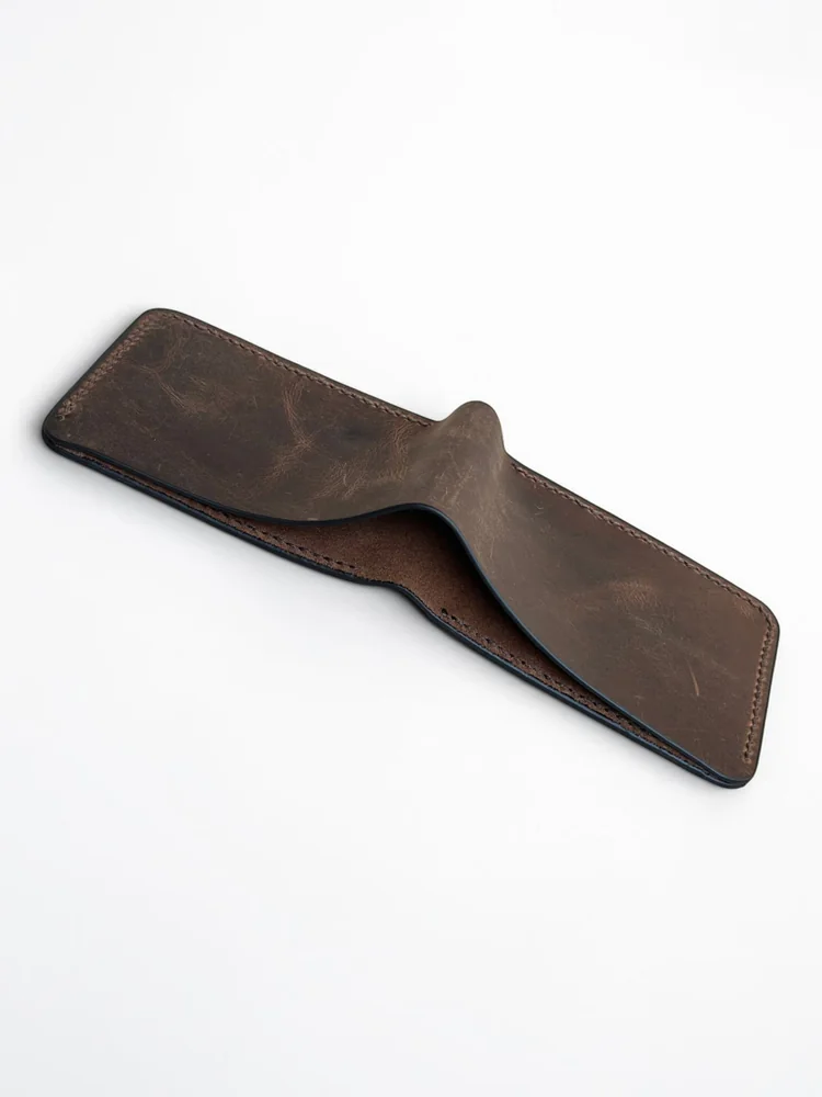 Full Grain Bifold Leather Wallet (Image 6)