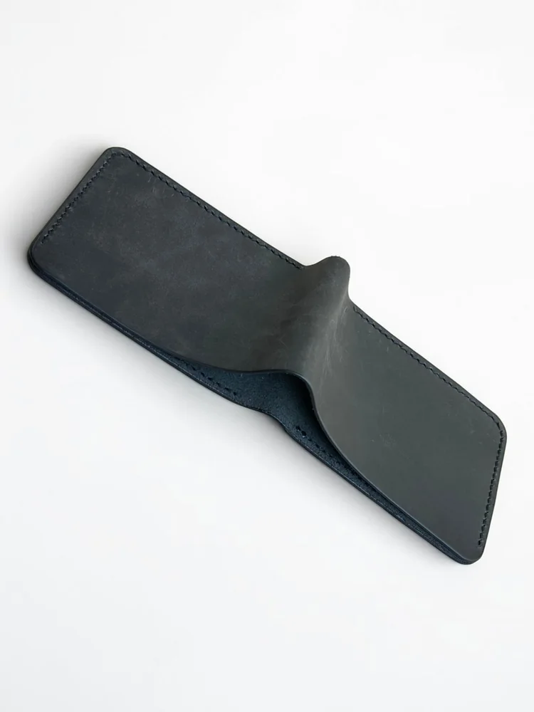 Full Grain Bifold Leather Wallet (Image 6)
