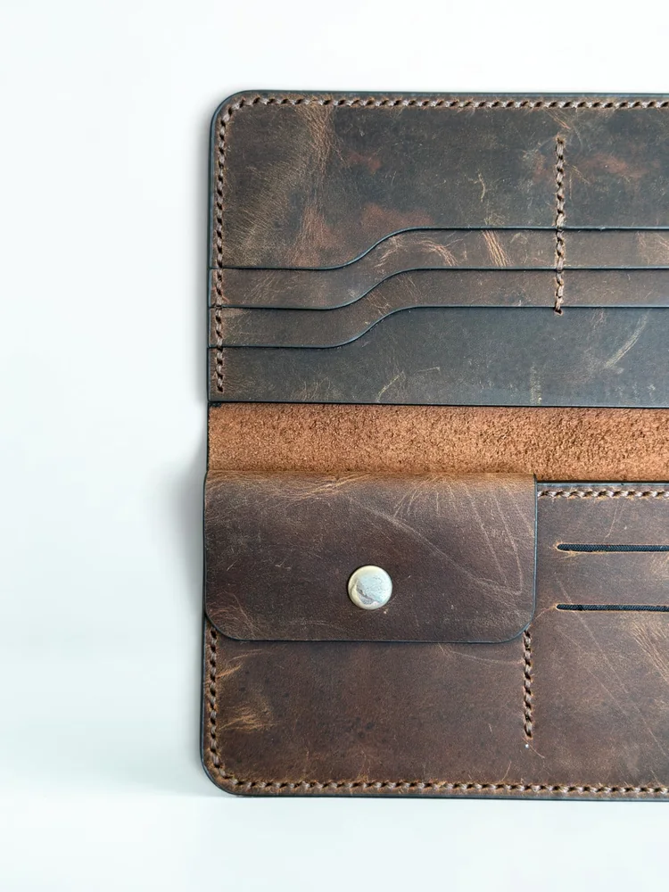 Full Grain Long Wallet with Coin Pocket (Image 5)