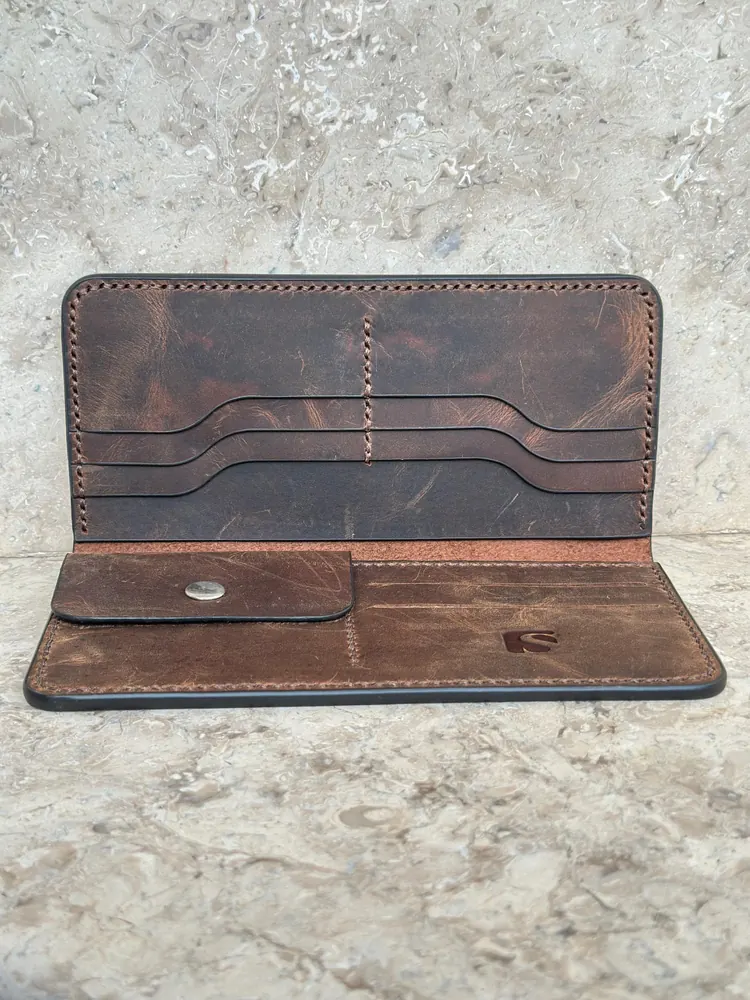 Full Grain Long Wallet with Coin Pocket (Image 3)