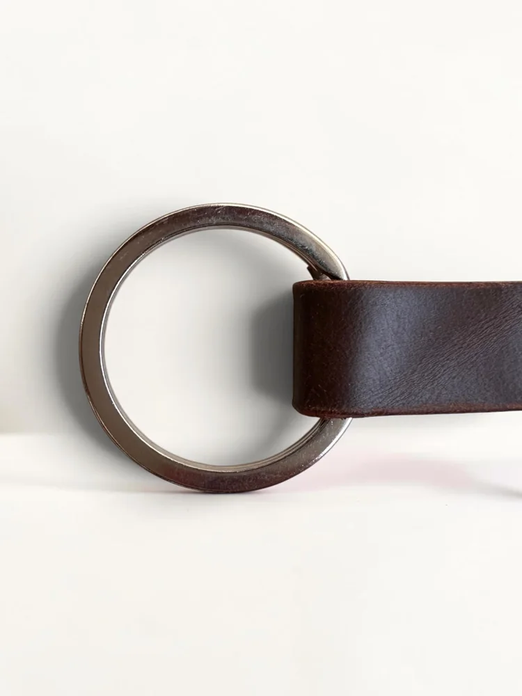 Leather Carabiner Clip Keychain (Image 6)