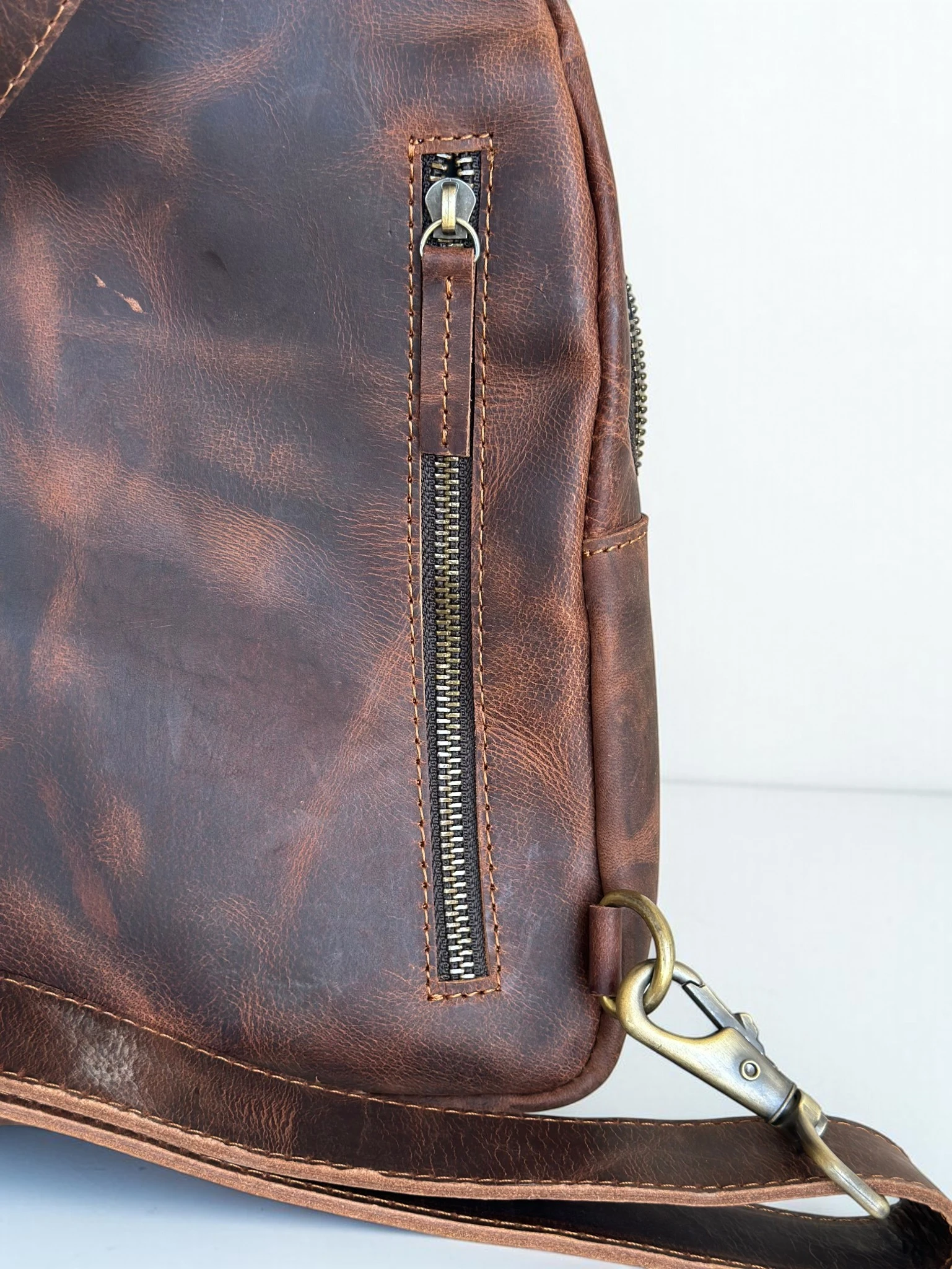Universal Full-Grain Leather Crossbody Sling Bag (Image 8)