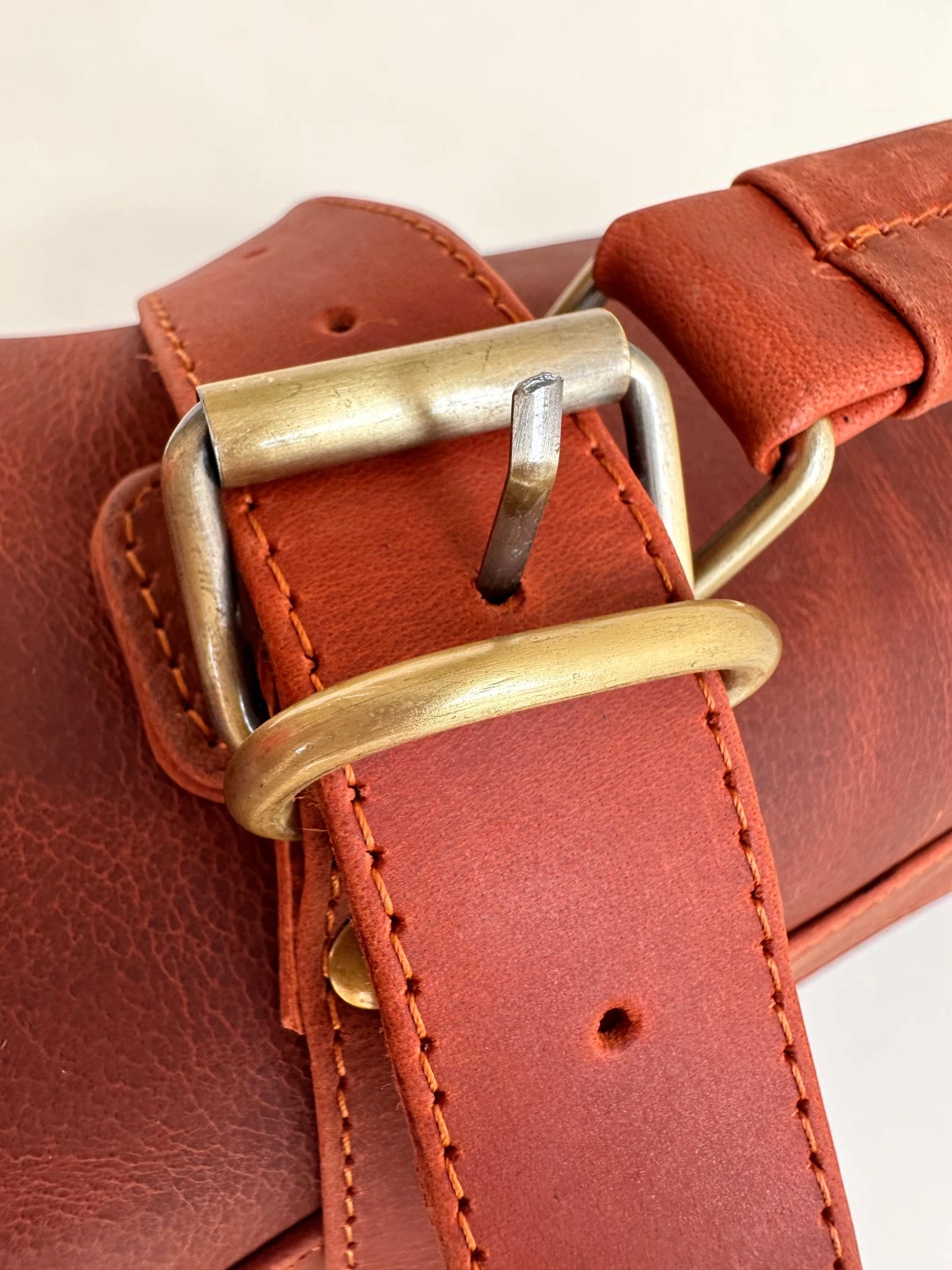 Men's Large Leather Laptop Bag & Executive Briefcase (Image 10)
