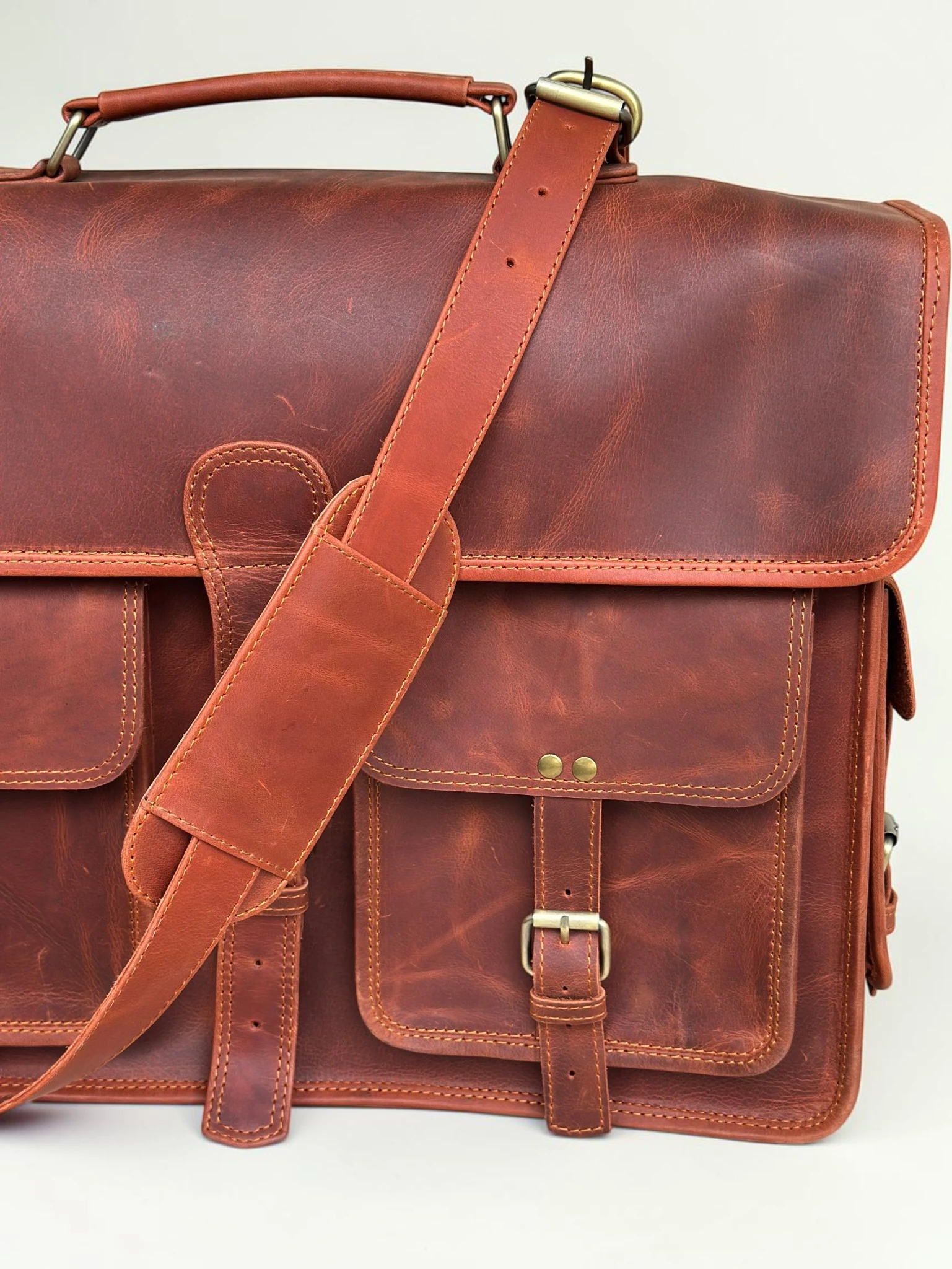 Men's Large Leather Laptop Bag & Executive Briefcase (Image 5)