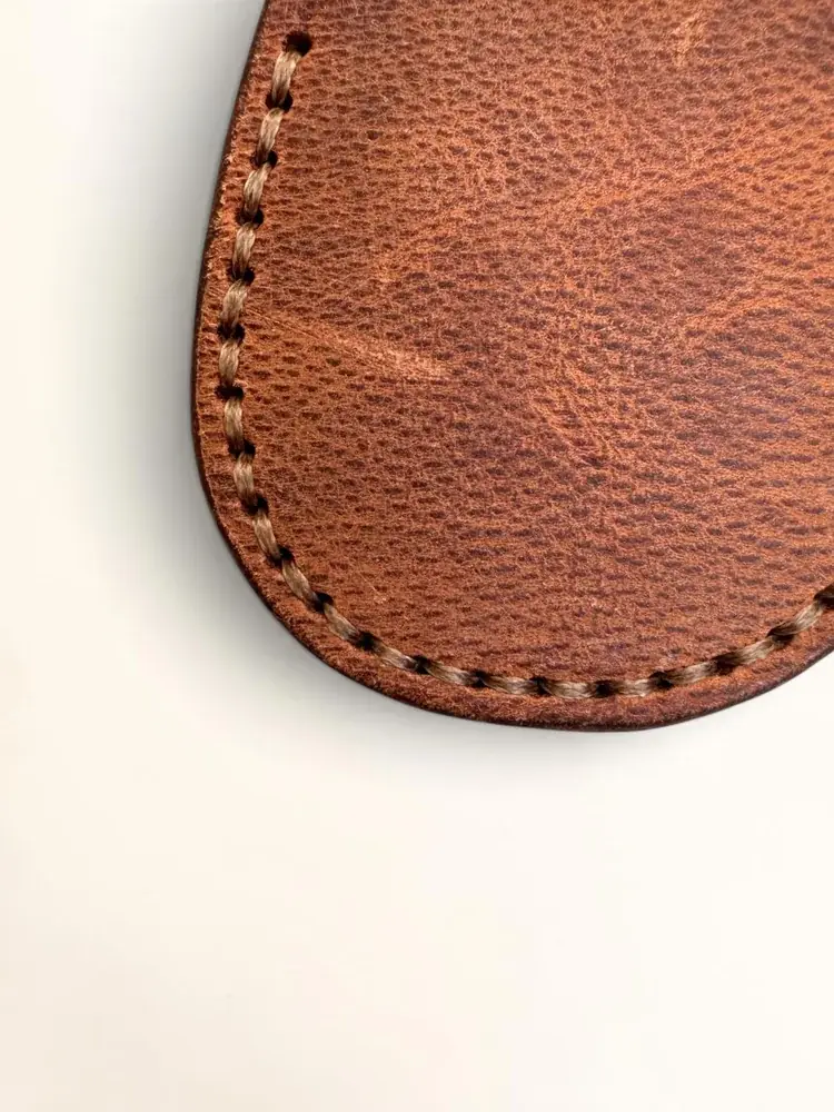 Leather Shield Key Fob with Clasp (Image 5)