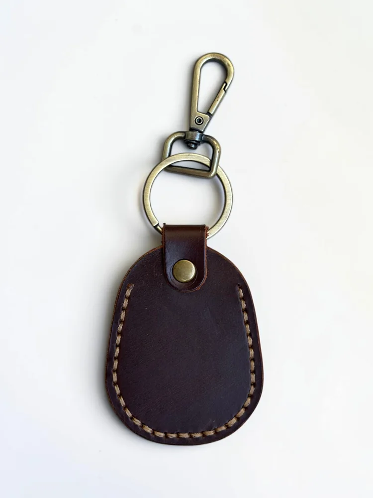 Leather Shield Key Fob with Clasp (Image 3)