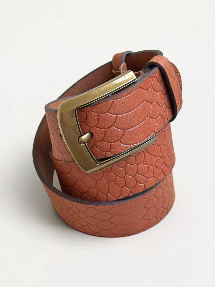 Men's Embossed Cowhide Leather Belt – Floral Basketweave (Image 6)