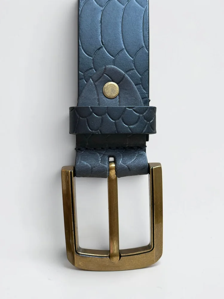 Men's Embossed Cowhide Leather Belt – Floral Basketweave (Image 7)