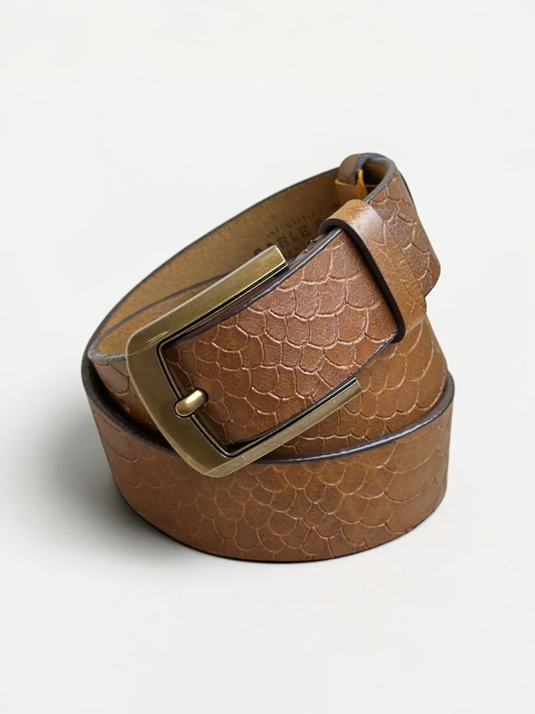 Men's Embossed Cowhide Leather Belt – Floral Basketweave (Image 6)