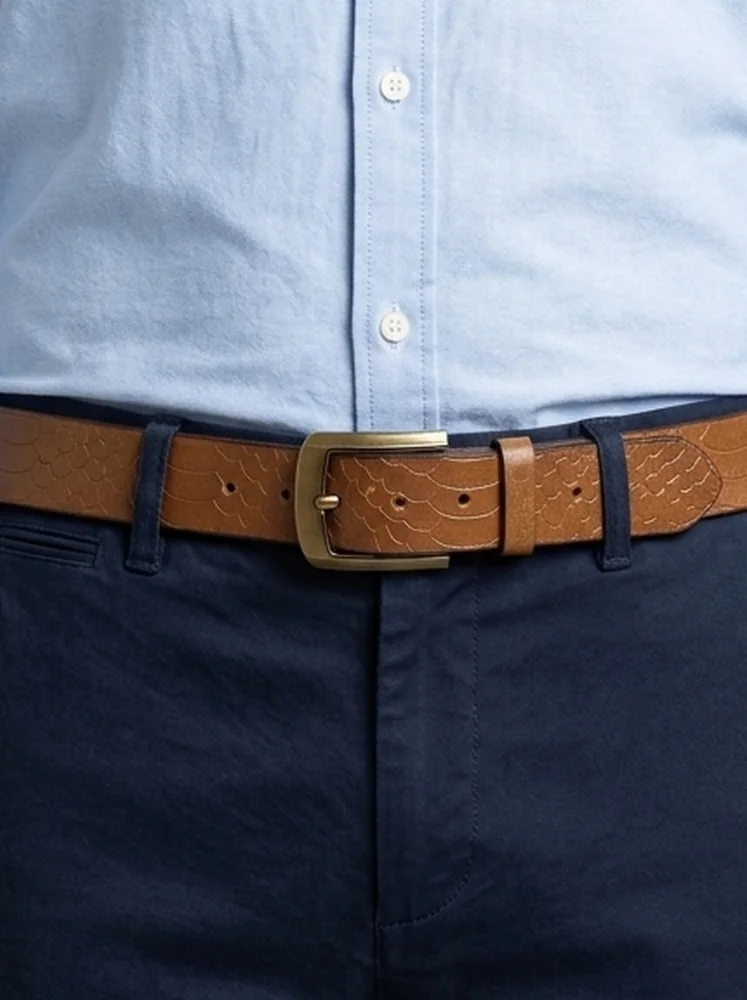 Men's Embossed Cowhide Leather Belt – Floral Basketweave (Image 2)