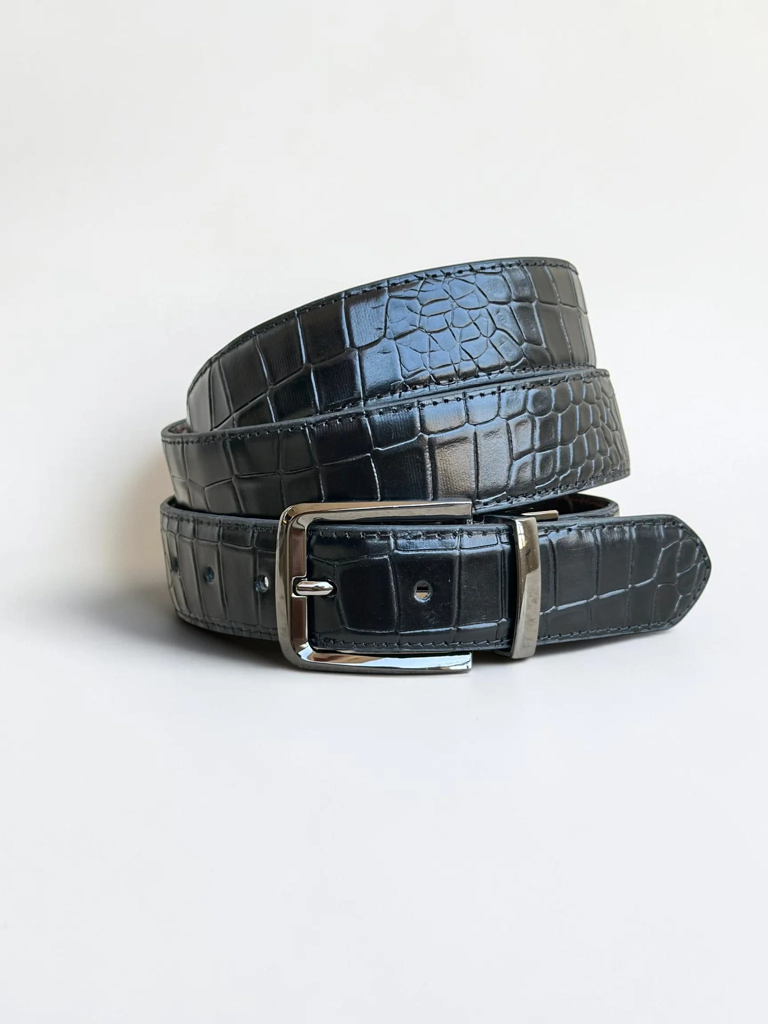 Men's Reversible Crocodile Leather Belt – Black Buckle (Image 5)