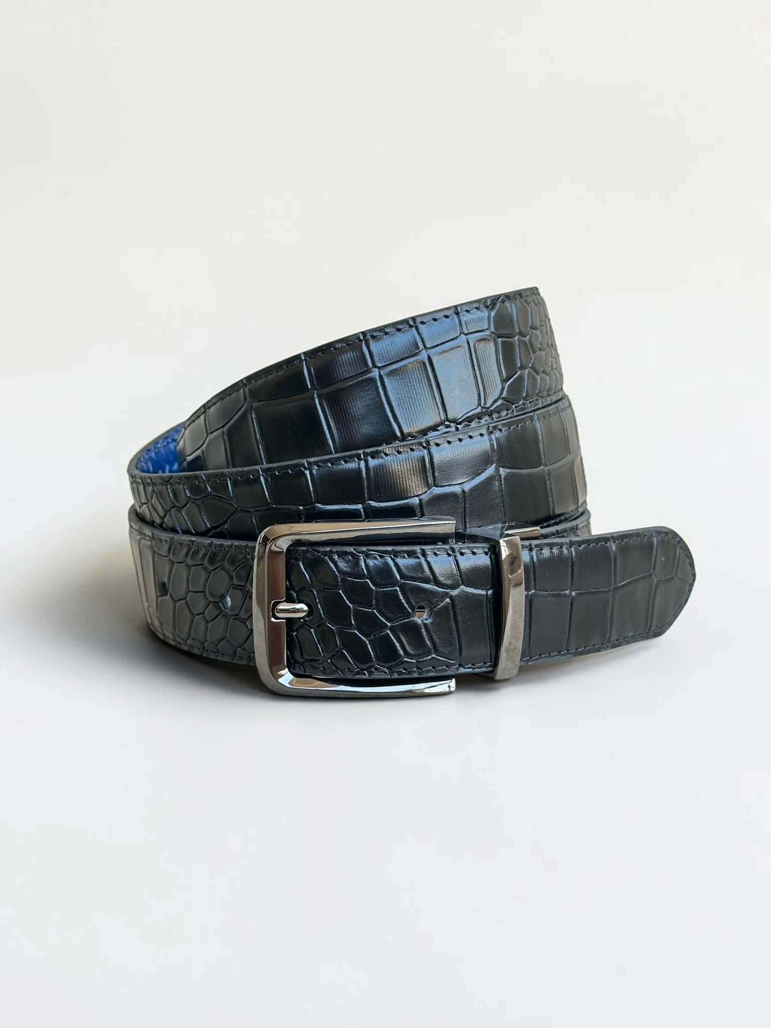 Men's Reversible Crocodile Leather Belt – Black Buckle (Image 5)
