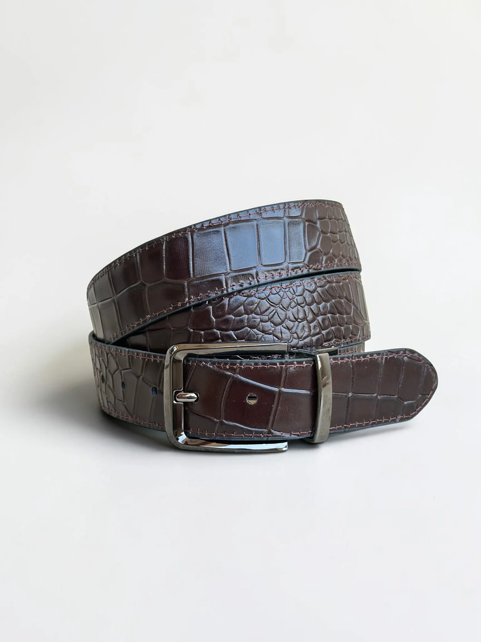 Men's Reversible Crocodile Leather Belt – Black Buckle (Image 10)