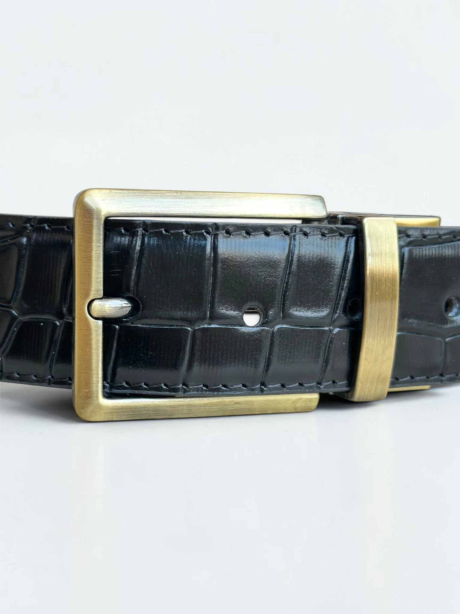 Men's Reversible Crocodile Leather Belt – Bronze Buckle (Image 4)