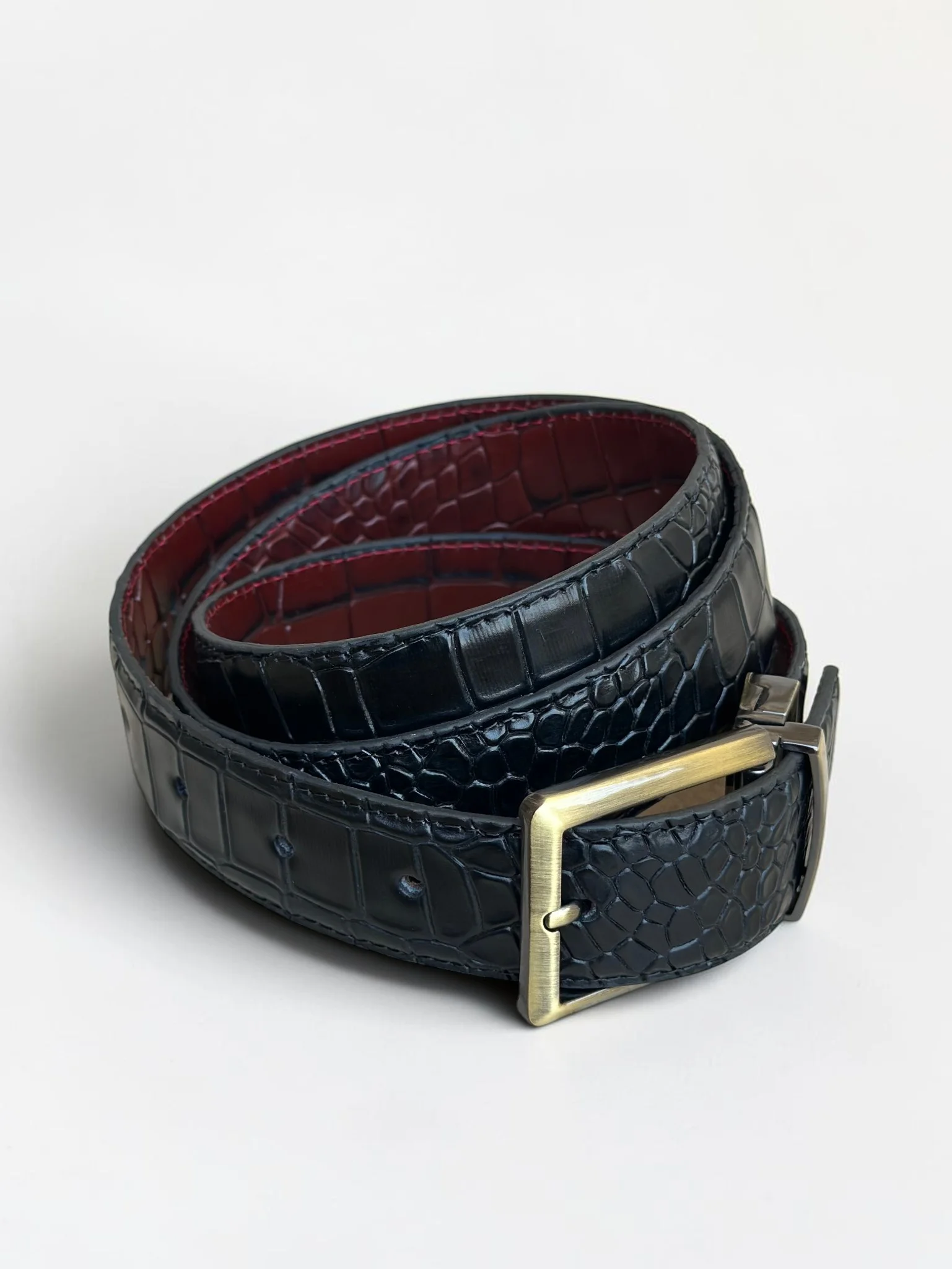 Men's Reversible Crocodile Leather Belt – Bronze Buckle (Image 7)