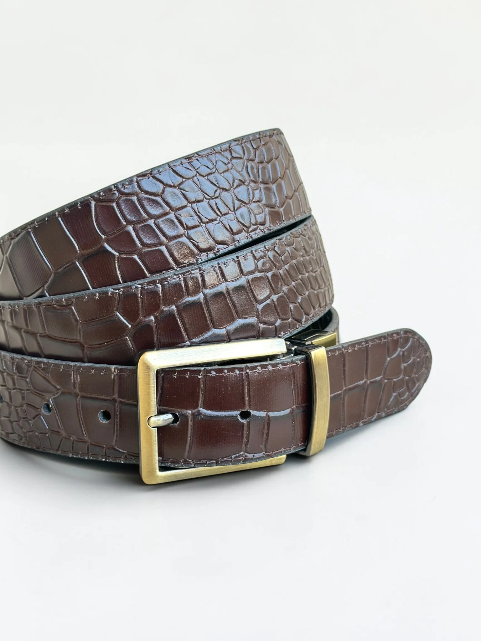 Men's Reversible Crocodile Leather Belt – Bronze Buckle (Image 11)