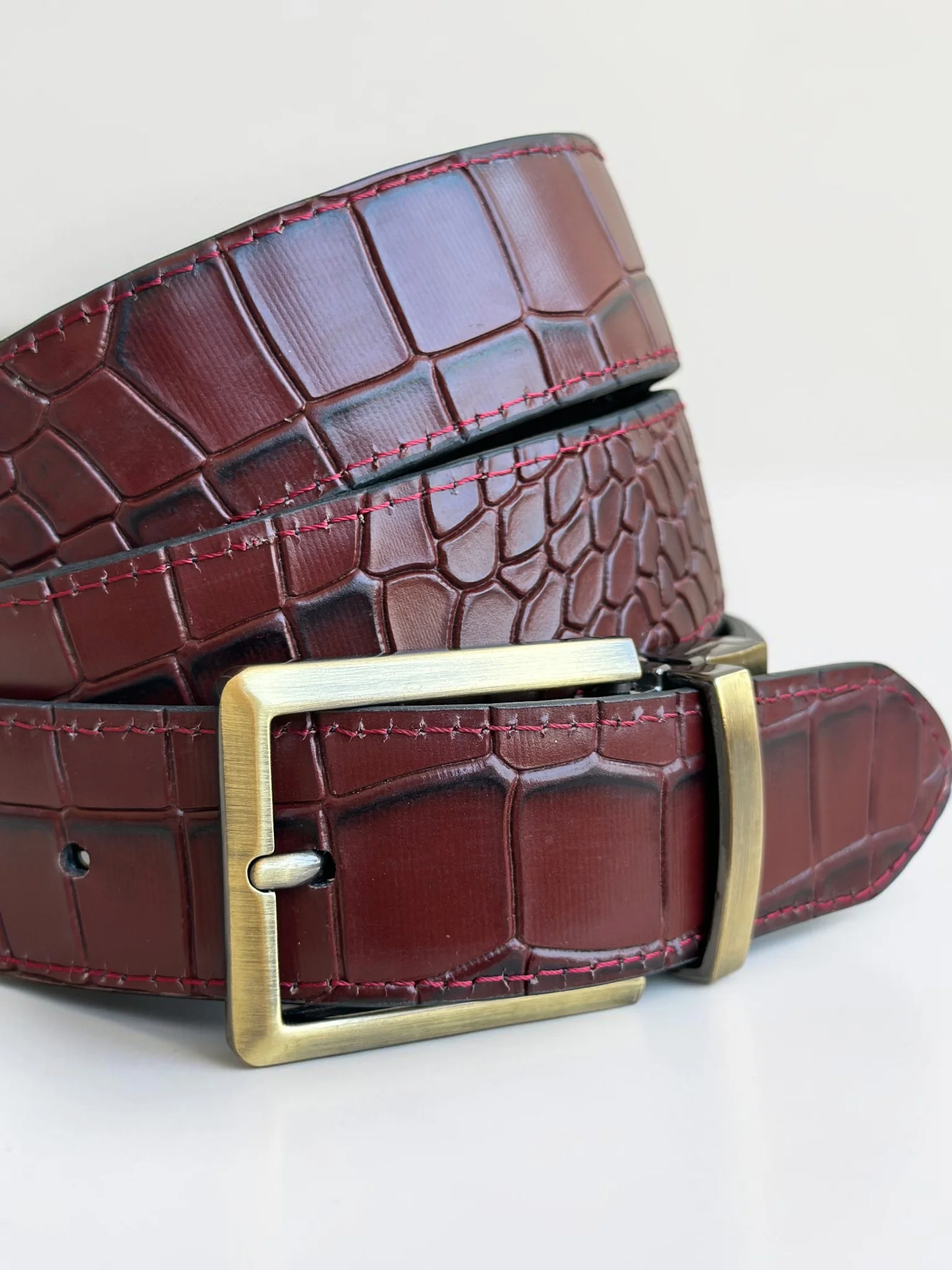 Men's Reversible Crocodile Leather Belt – Bronze Buckle (Image 11)