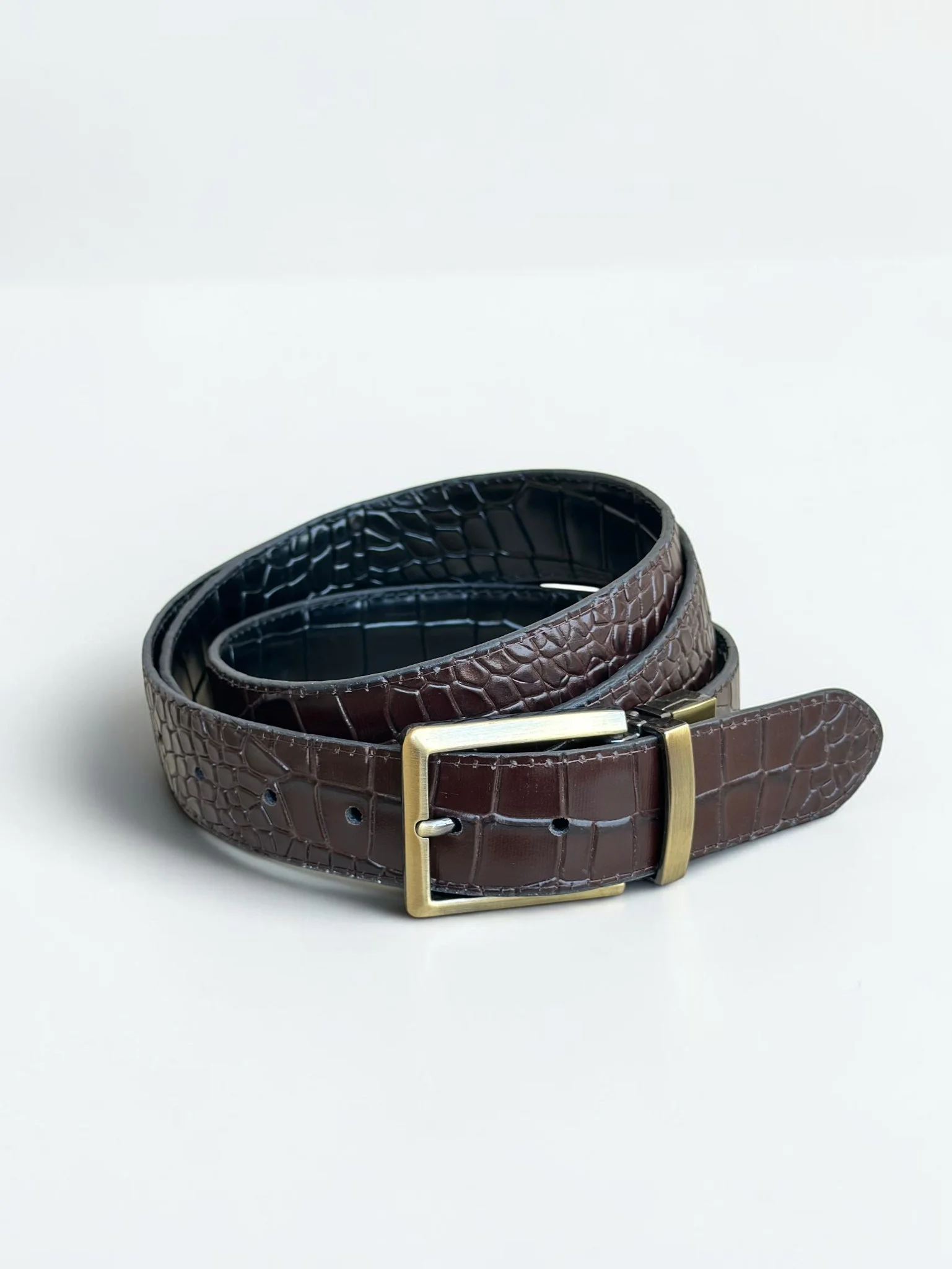 Men's Reversible Crocodile Leather Belt – Bronze Buckle (Image 12)