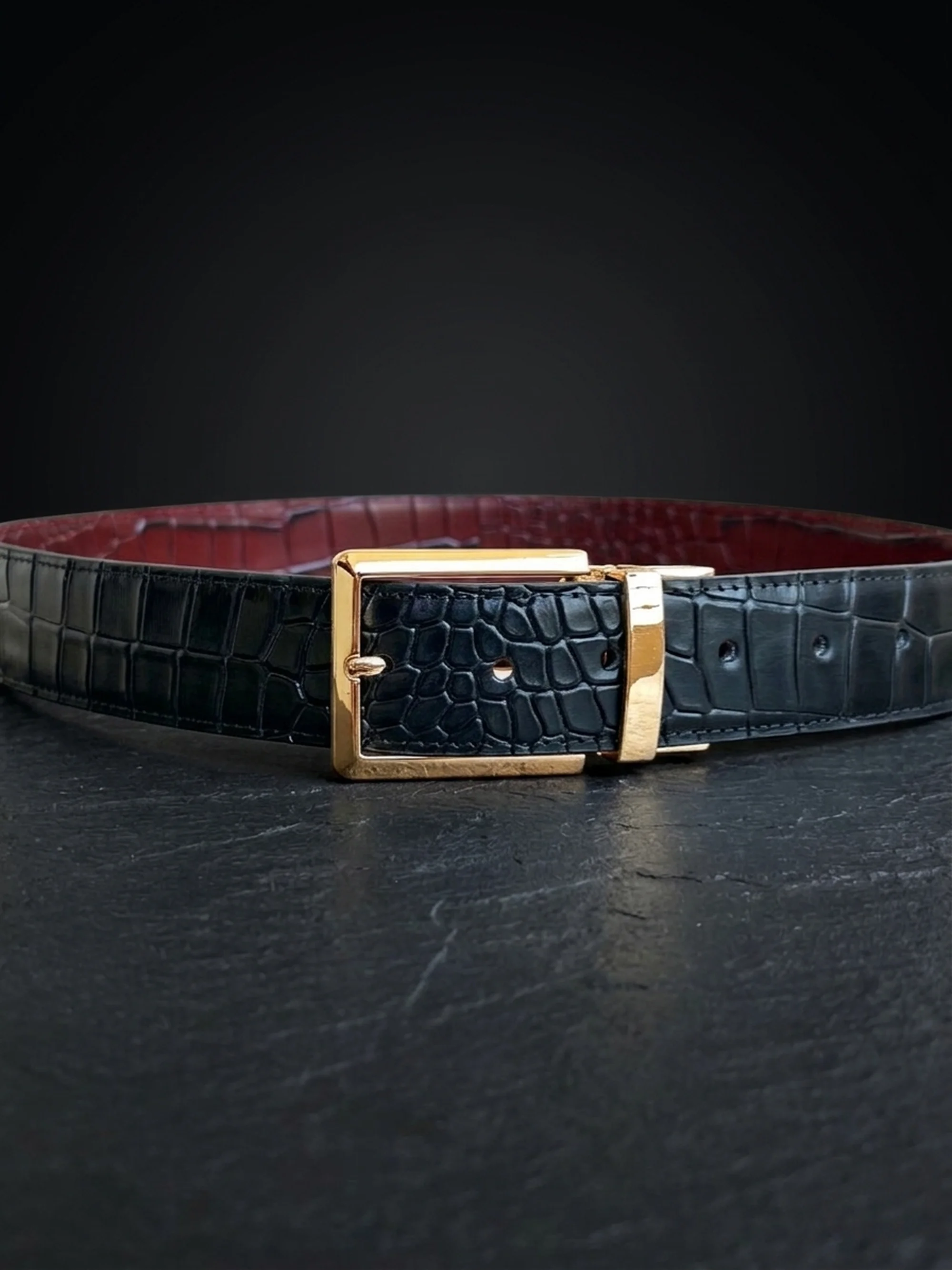 Men's Reversible Crocodile Leather Belt – Gold Buckle (Image 2)