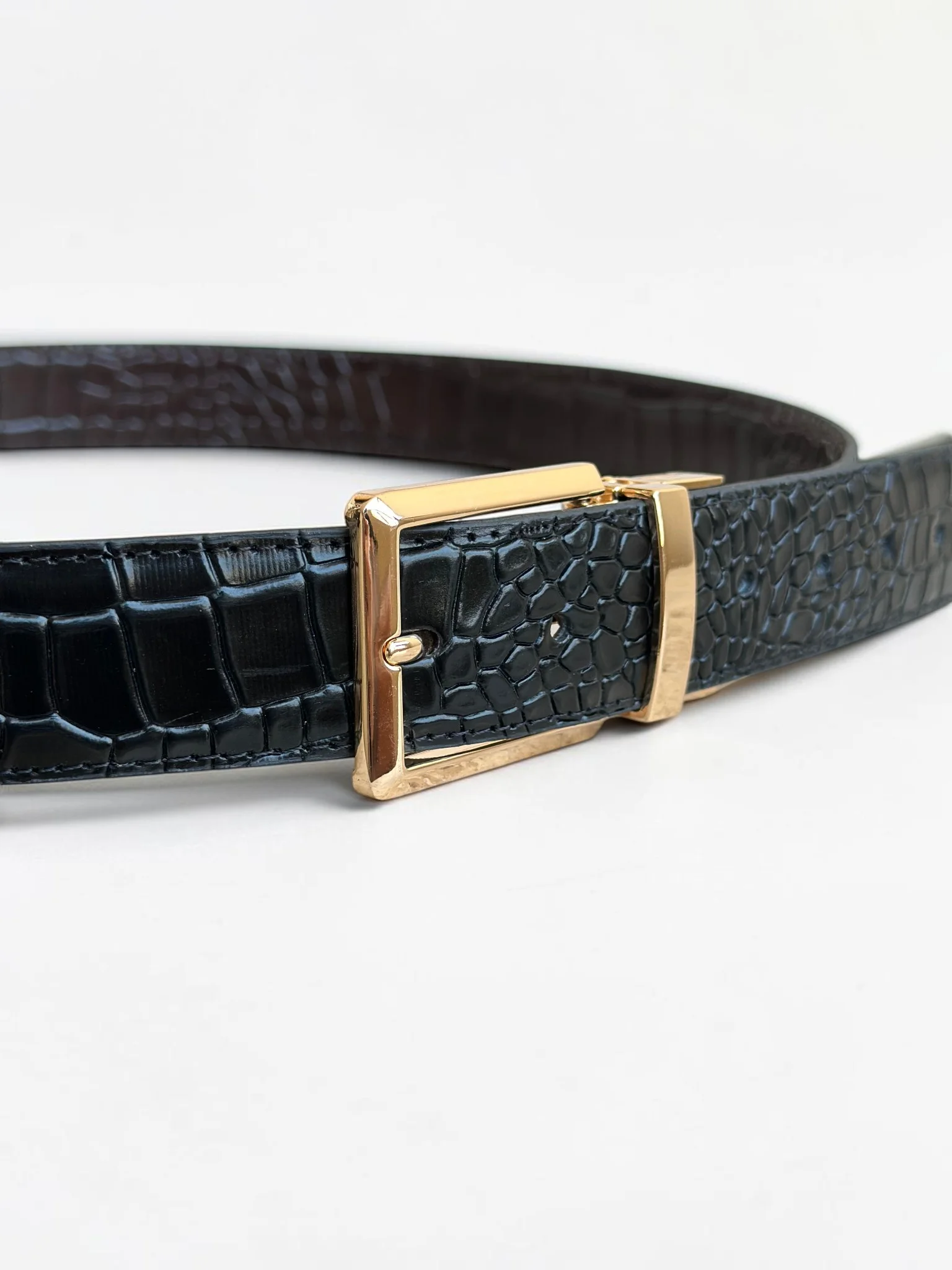 Men's Reversible Crocodile Leather Belt – Gold Buckle (Image 3)