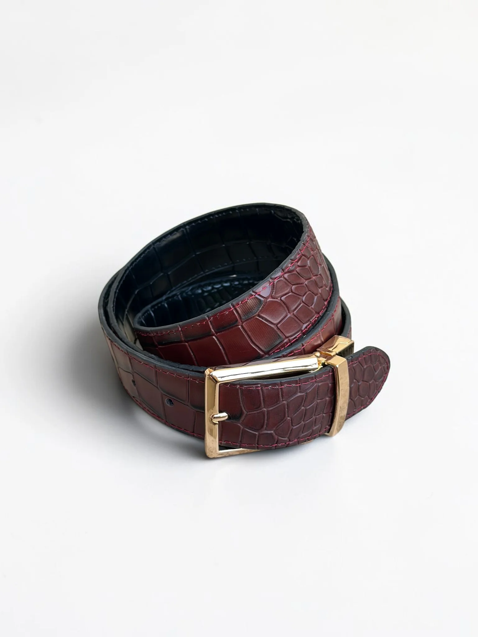 Men's Reversible Crocodile Leather Belt – Gold Buckle (Image 12)