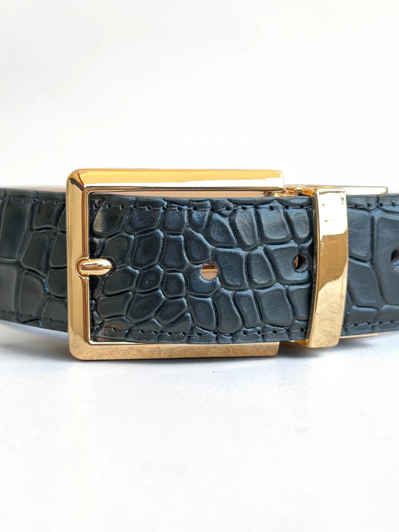Men's Reversible Crocodile Leather Belt – Gold Buckle (Image 4)
