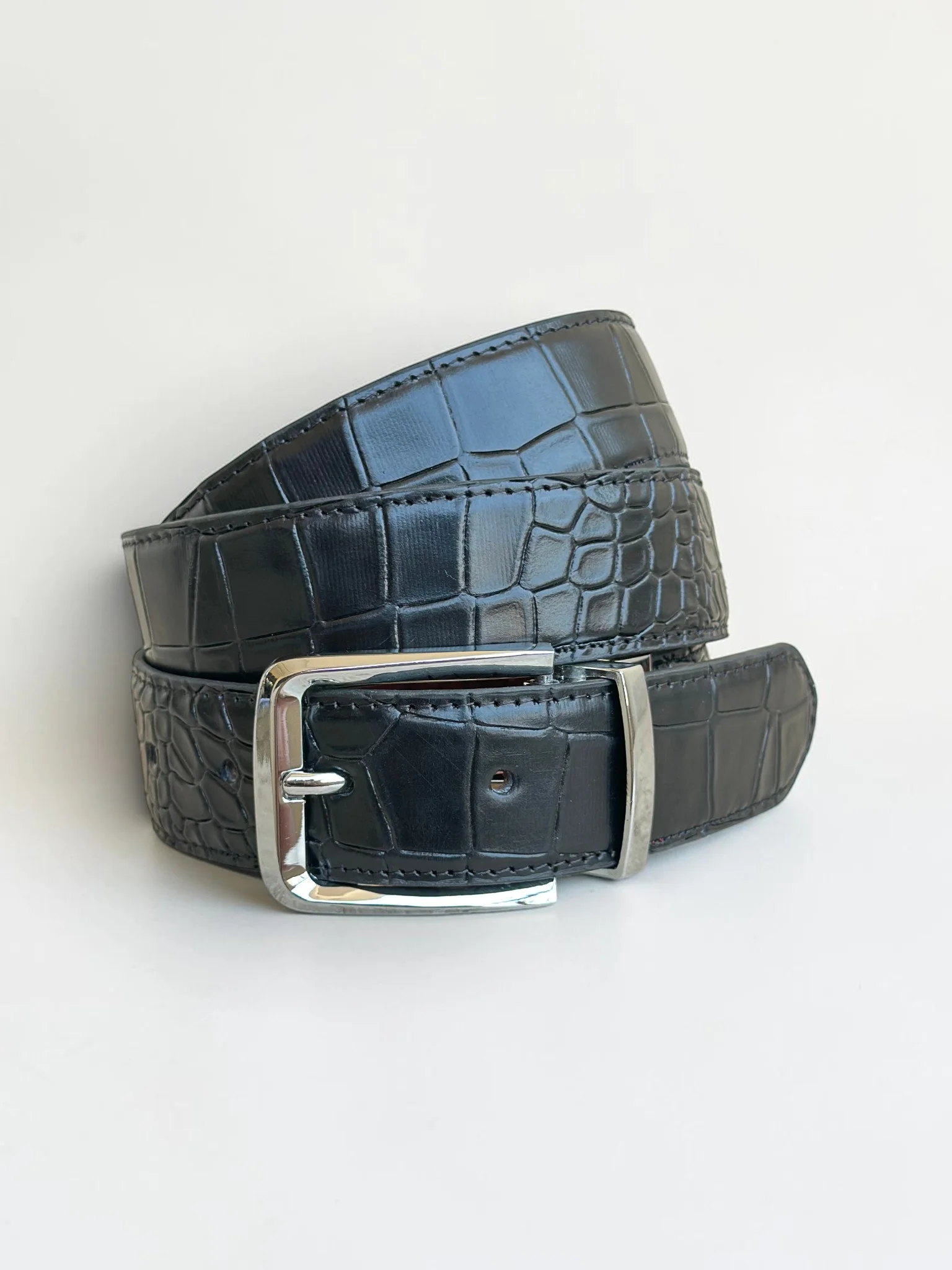 Men's Reversible Crocodile Leather Belt – Silver Buckle (Image 5)