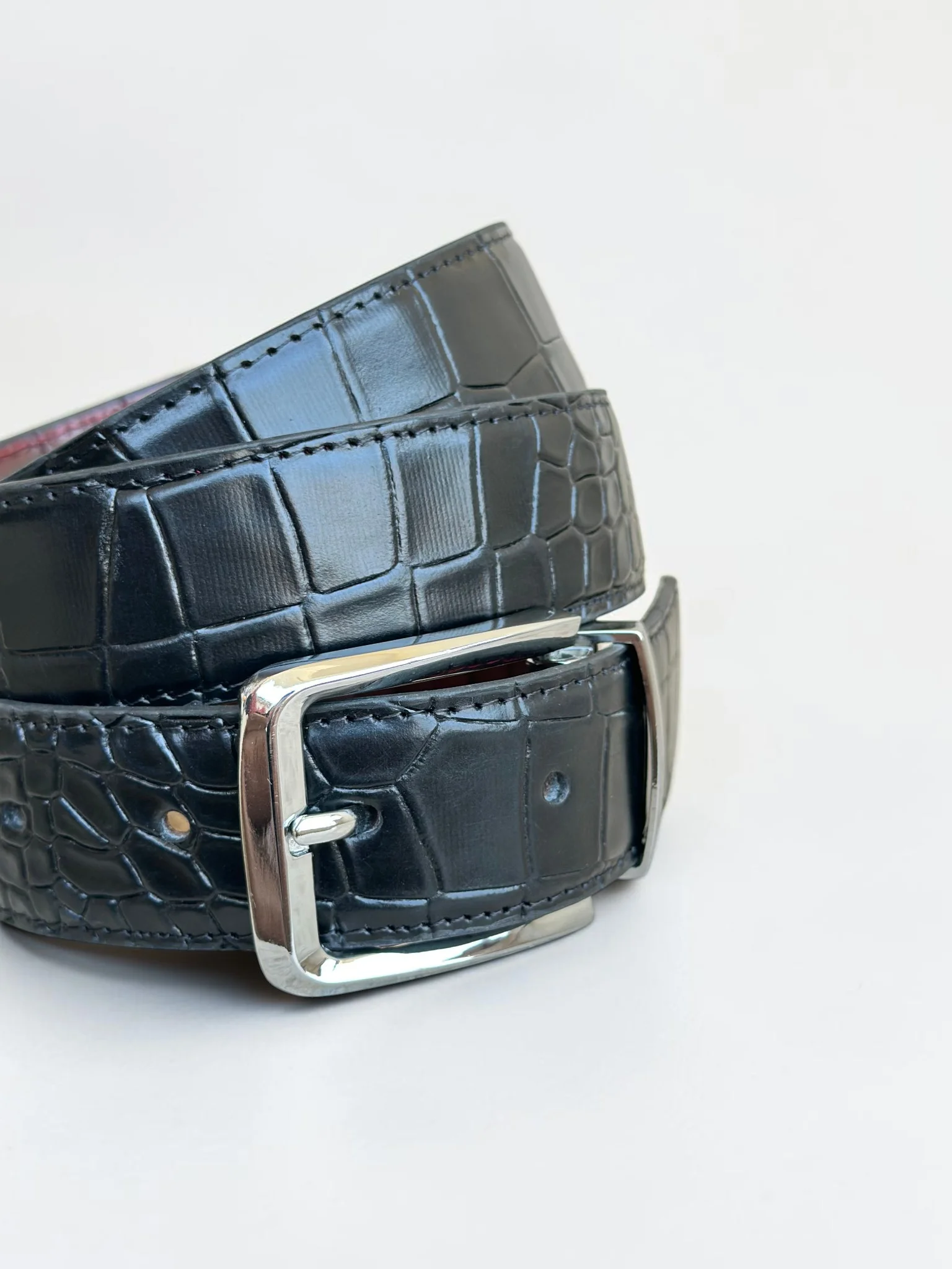 Men's Reversible Crocodile Leather Belt – Silver Buckle (Image 6)