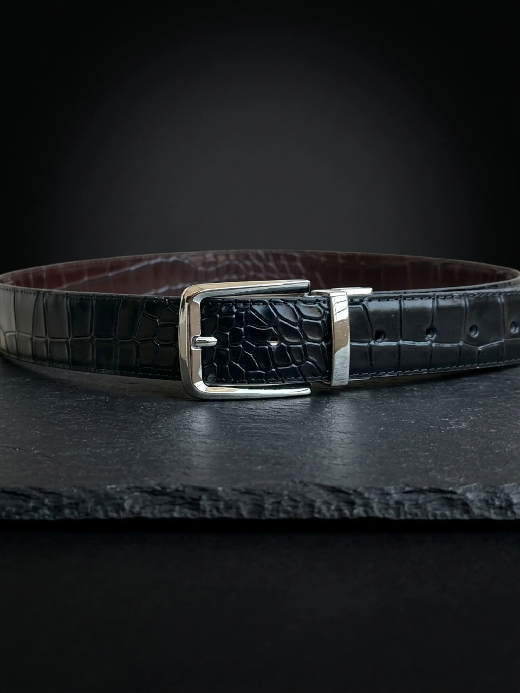 Men's Reversible Crocodile Leather Belt – Silver Buckle (Image 2)