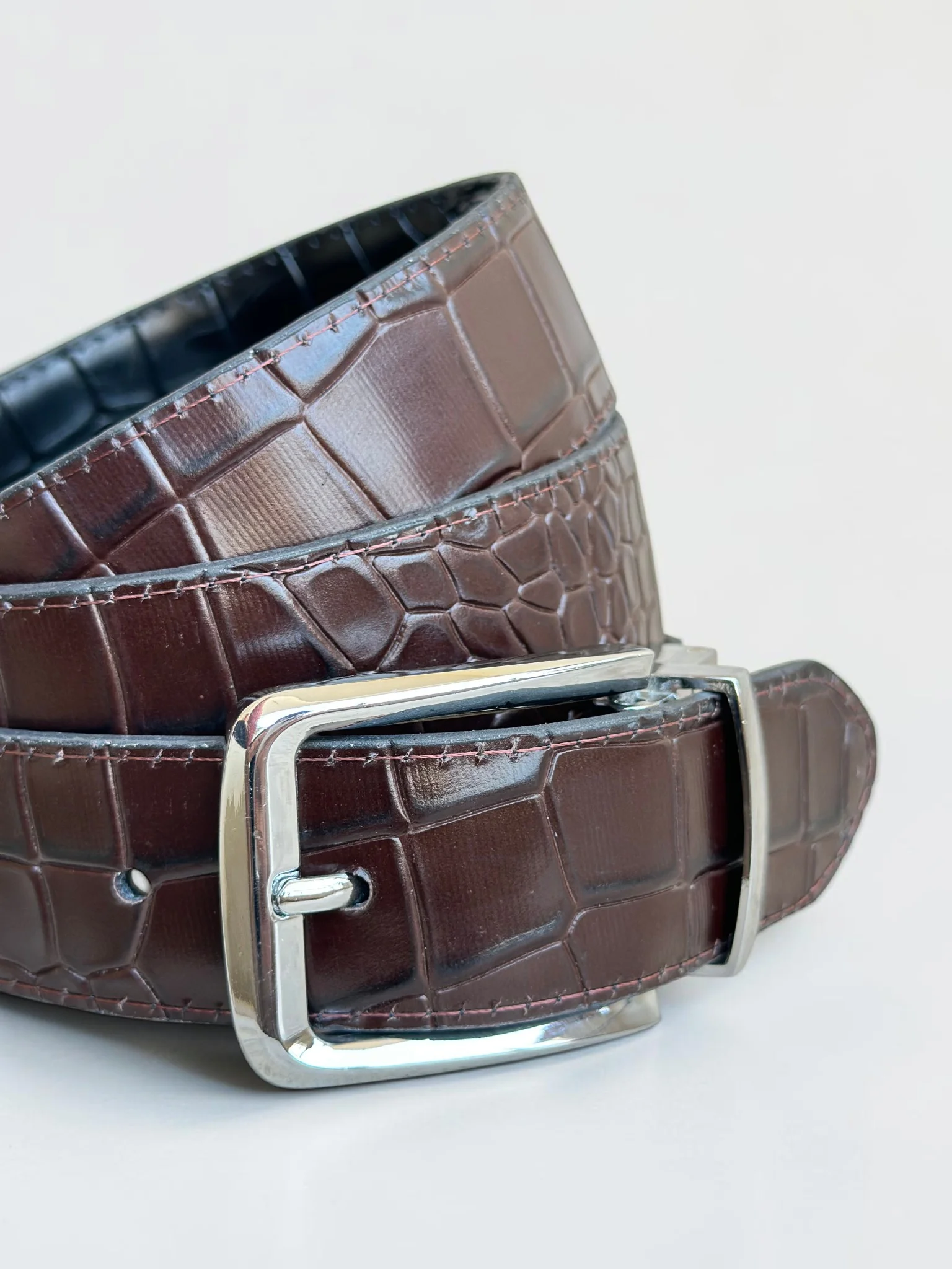 Men's Reversible Crocodile Leather Belt – Silver Buckle (Image 11)