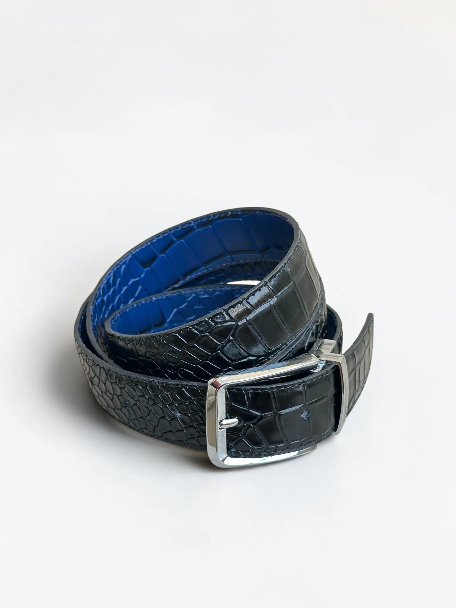 Men's Reversible Crocodile Leather Belt – Silver Buckle (Image 7)