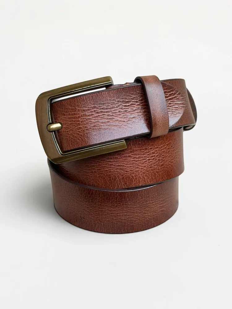 Men's Vintage Textured Leather Belt – Heritage Brass Buckle (Image 9)