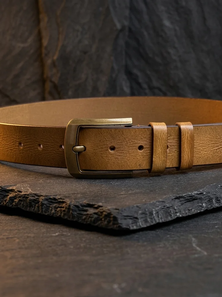 Men's Vintage Textured Leather Belt – Heritage Brass Buckle