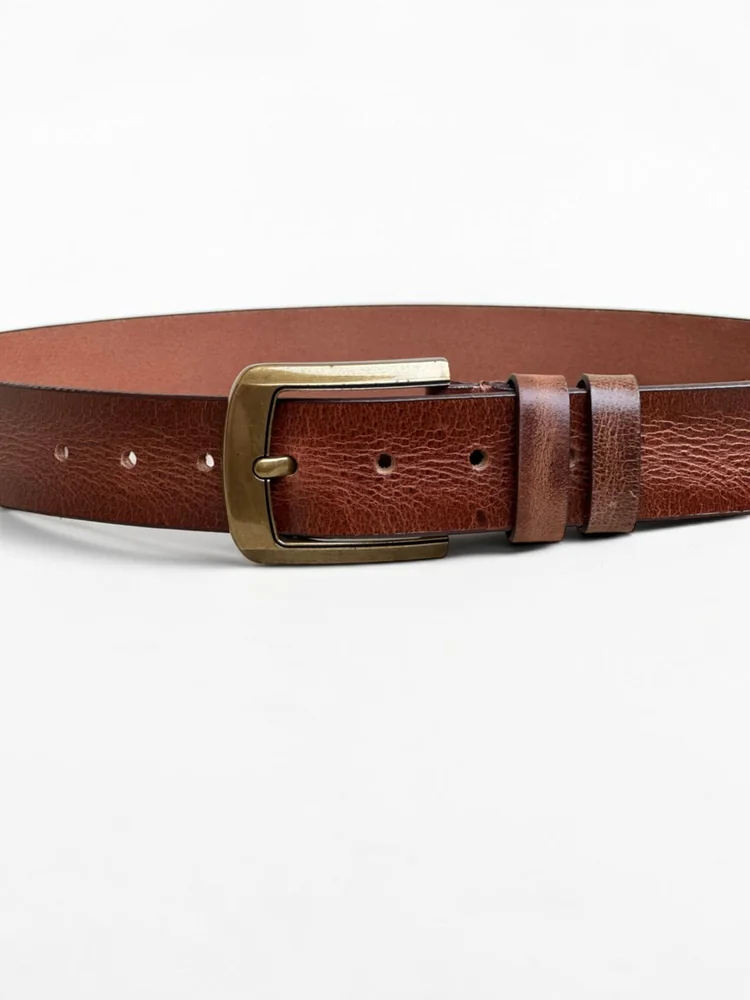 Men's Vintage Textured Leather Belt – Heritage Brass Buckle (Image 7)