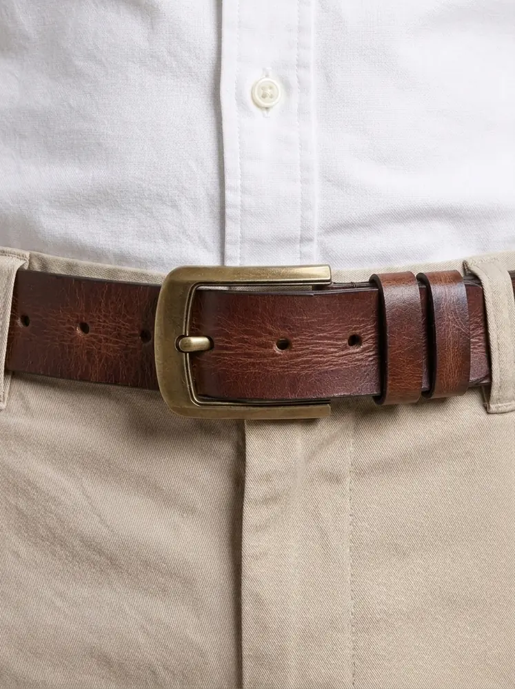 Men's Vintage Textured Leather Belt – Heritage Brass Buckle (Image 2)