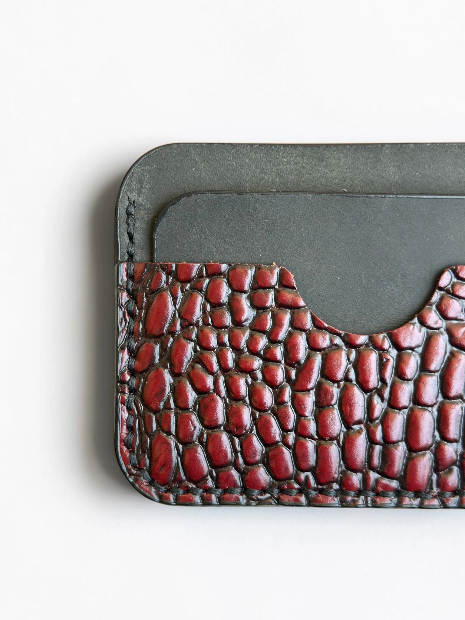 Slim Crocodile Leather Cardholder (Image 4)