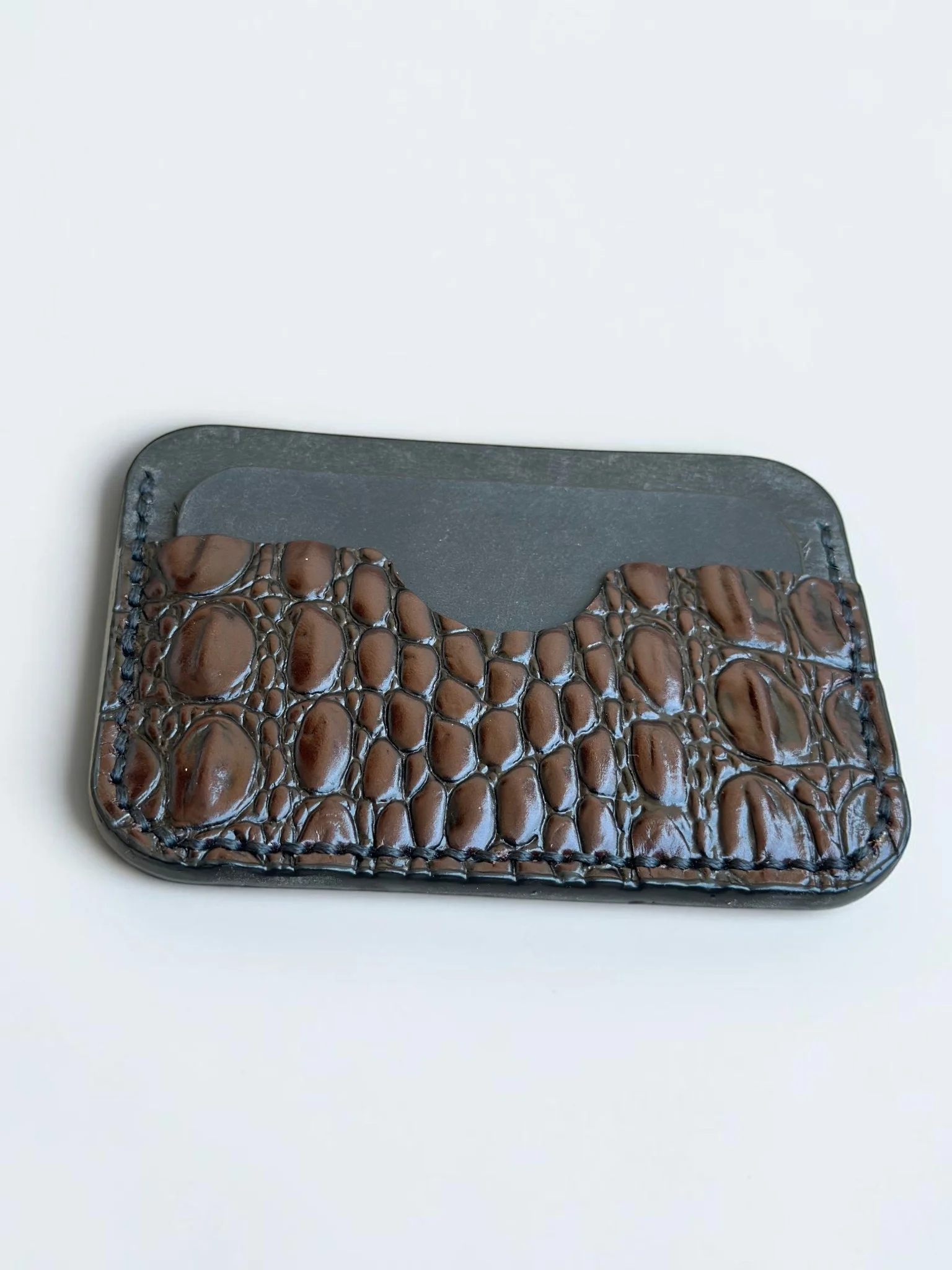 Slim Crocodile Leather Cardholder (Image 5)