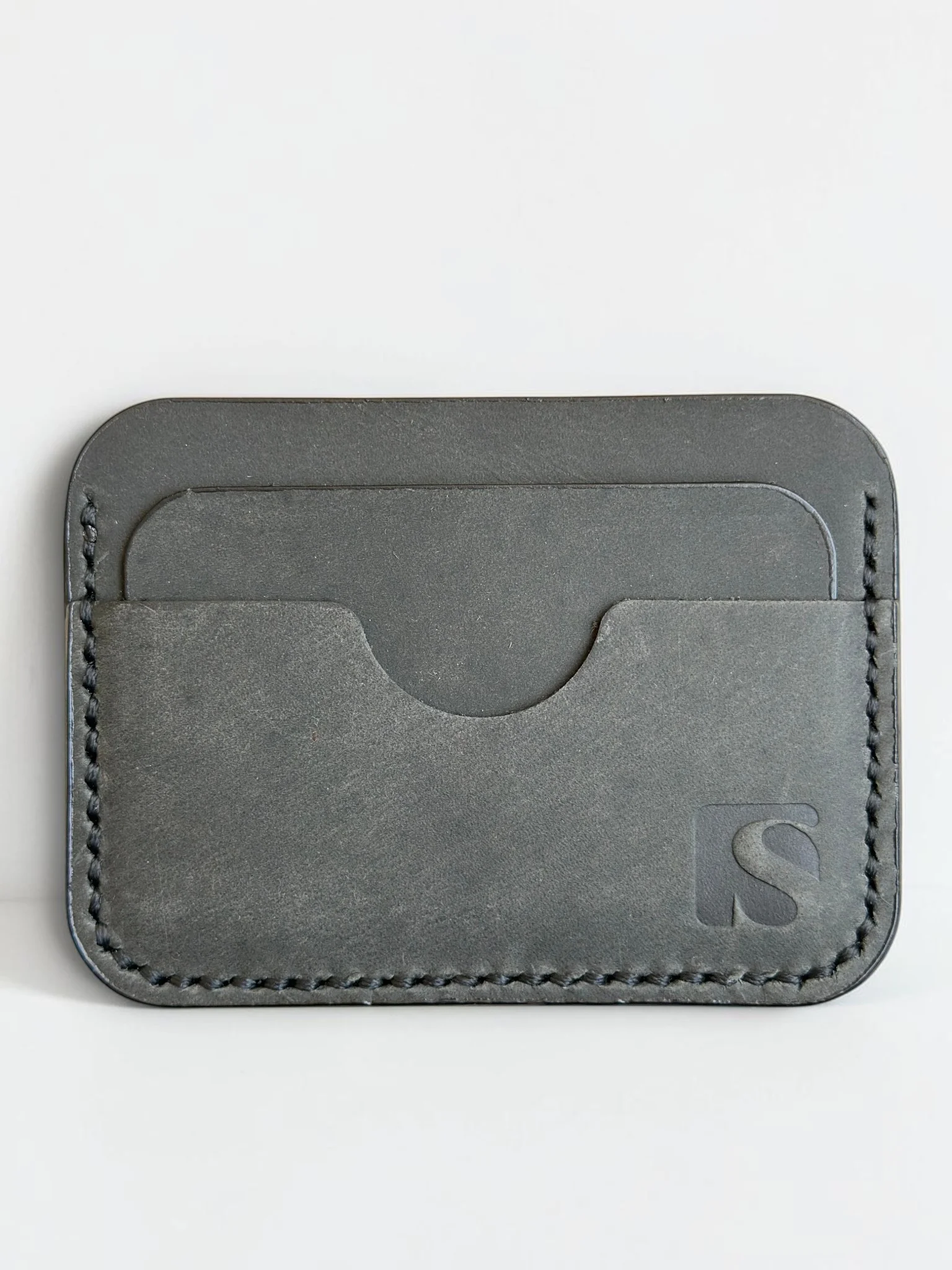 Slim Leather Cardholder (Image 3)