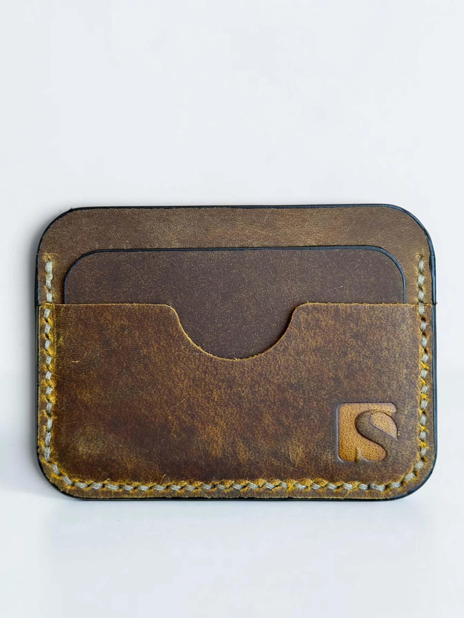 Slim Leather Cardholder (Image 3)