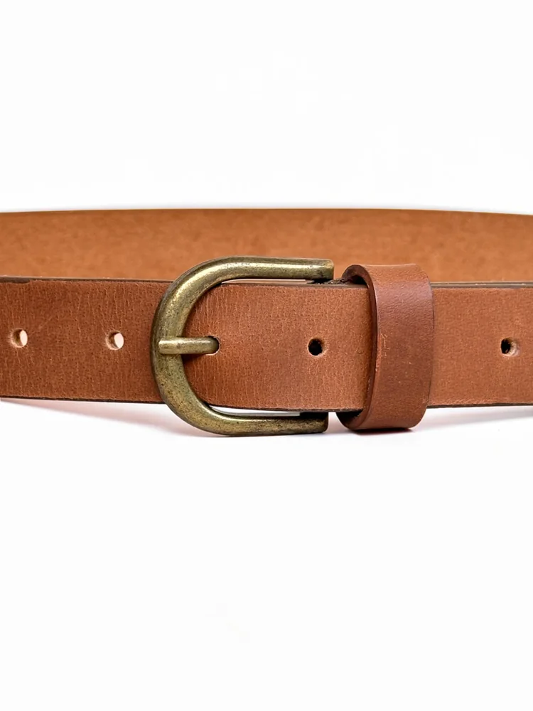 Women's Leather Belt with Antique Brass Buckle (Image 4)