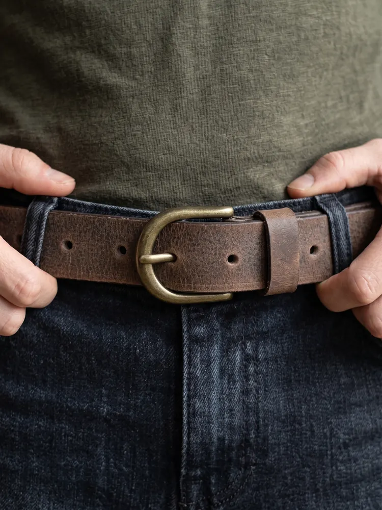 Women's Leather Belt with Antique Brass Buckle (Image 2)