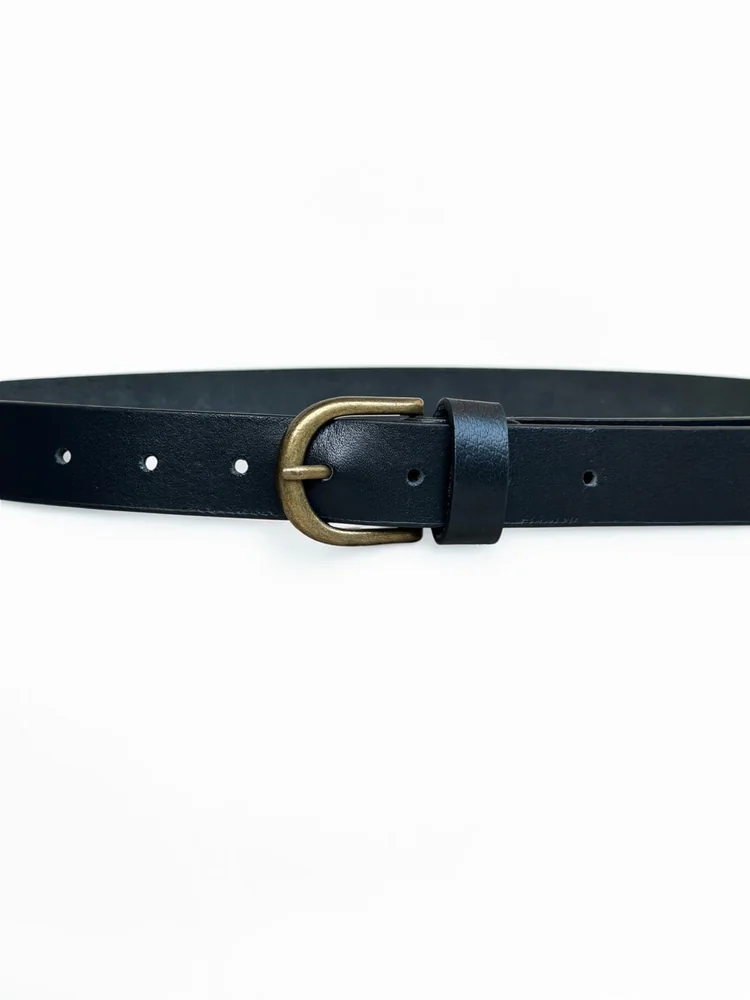 Women's Leather Belt with Antique Brass Buckle (Image 3)