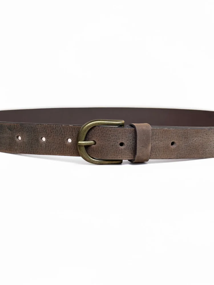 Women's Leather Belt with Antique Brass Buckle (Image 3)